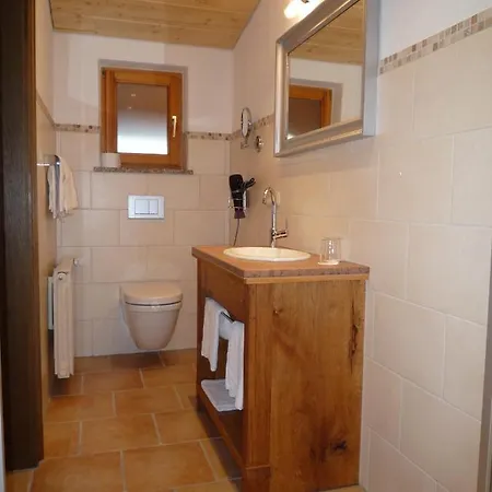 Gaestehaus Johanna Pensjonat 4*