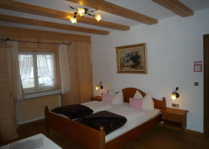Konukevi Gaestehaus Johanna 4*