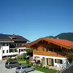 Guest house Gaestehaus Johanna 4*