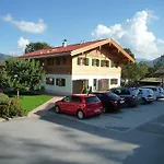 Gaestehaus Johanna 4*