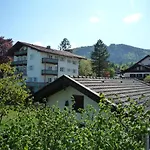 Guest house Gaestehaus Johanna 4*